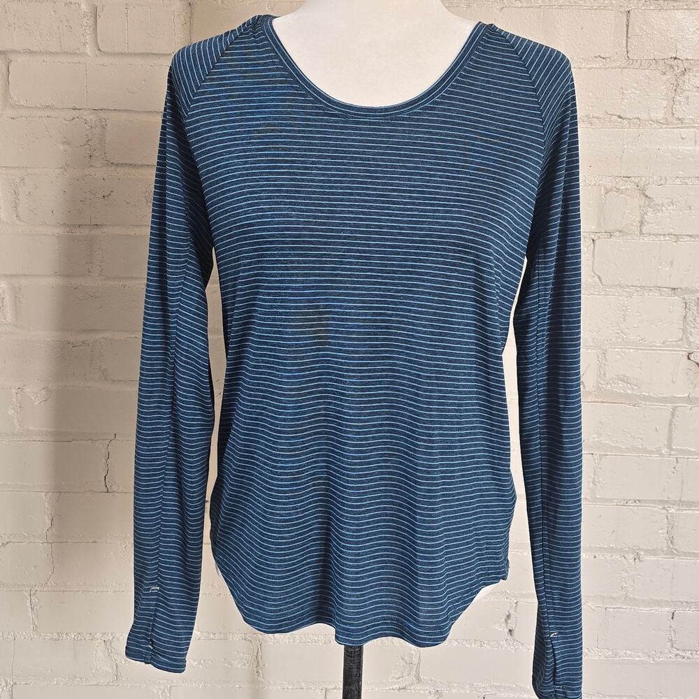The North Face FlashDry Long Sleeve Striped Active Shirt​┃Gorpcore Granola Girl